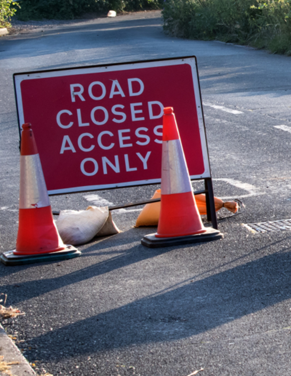 Road Closed News Banner